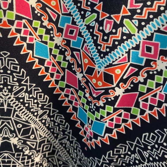 new directions Pants - New Directions Petite Multicolor Chevron Print Pants